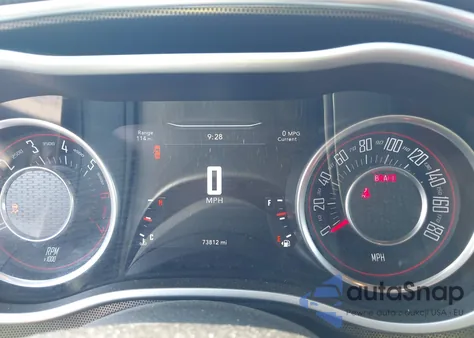 2015 Dodge Challenger R/T Scat Pack z USA, uszkodzony, nr VIN 2C3CDZFJXFH718427